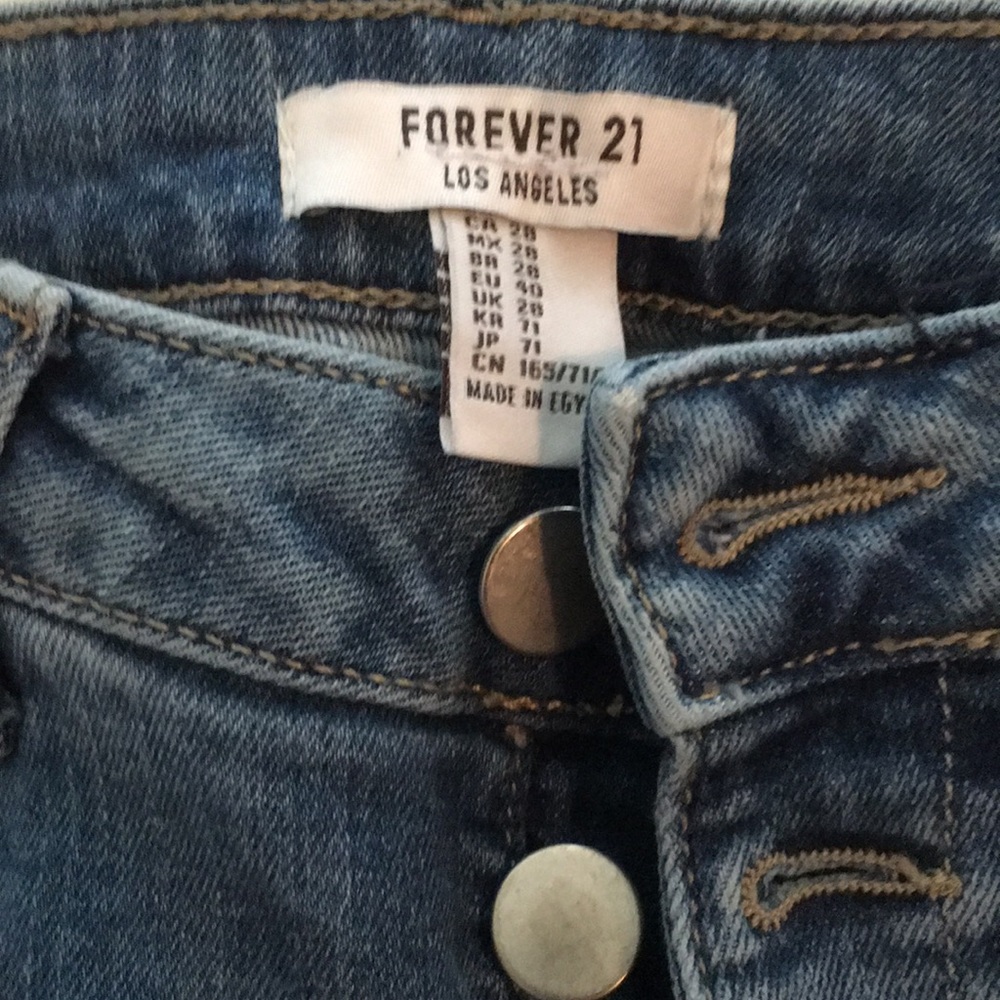 ☀️5/$25 Forever 21 Jeans - Picture 6 of 7